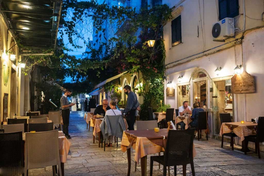 corfu-port-vip-transfers